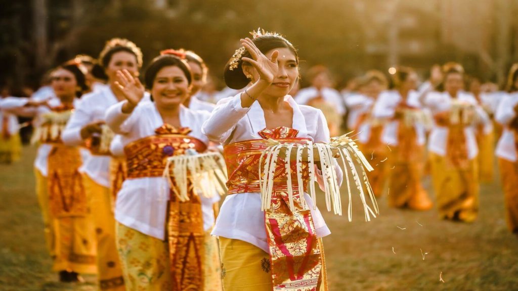 Cultural Journeys Through Asia: Experiencing Diverse Traditions